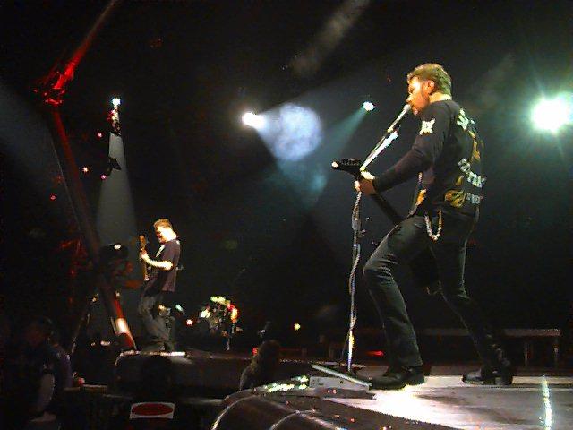 Photo gallery from the gig in Kansas City, MO shot on January 31, 1997